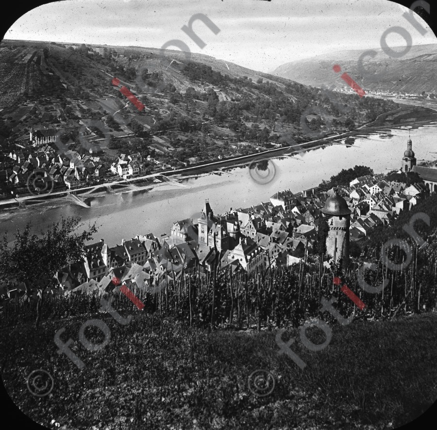 Zell an der Mosel | Zell on the Moselle - Foto simon-195-022-sw.jpg | foticon.de - Bilddatenbank für Motive aus Geschichte und Kultur
